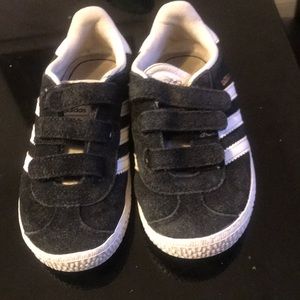 Adidas gazelle for boys or girls used couple times